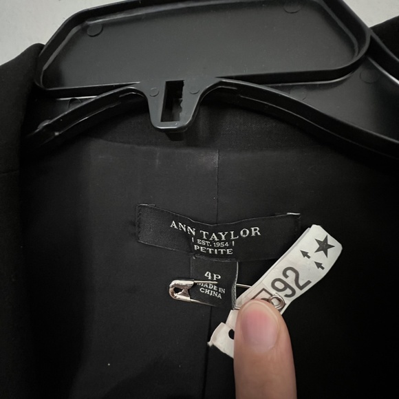 Ann Taylor Black Blazer- 4P - Picture 2 of 5
